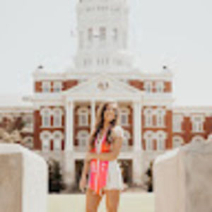 Meet your Posher, Sara